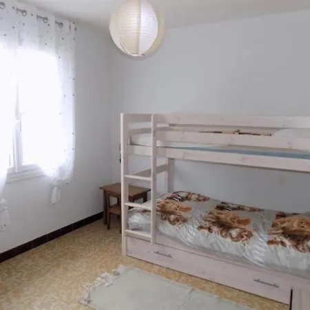 Maison Vaux-sur-mer, 4 Pieces, 6 Personnes - Fr-1-305-427 펜션 *