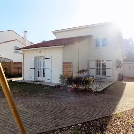 Maison Vaux-sur-mer, 4 Pieces, 6 Personnes - Fr-1-305-427